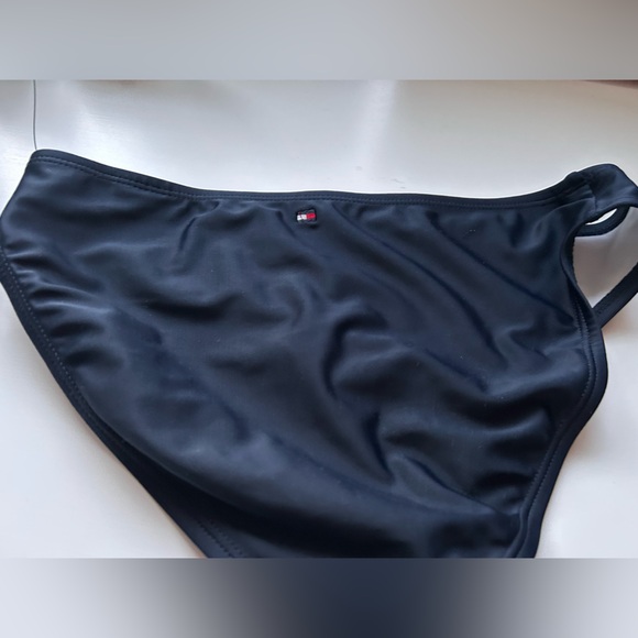 NET Tommy Hilfiger bikini. - Picture 7 of 7
